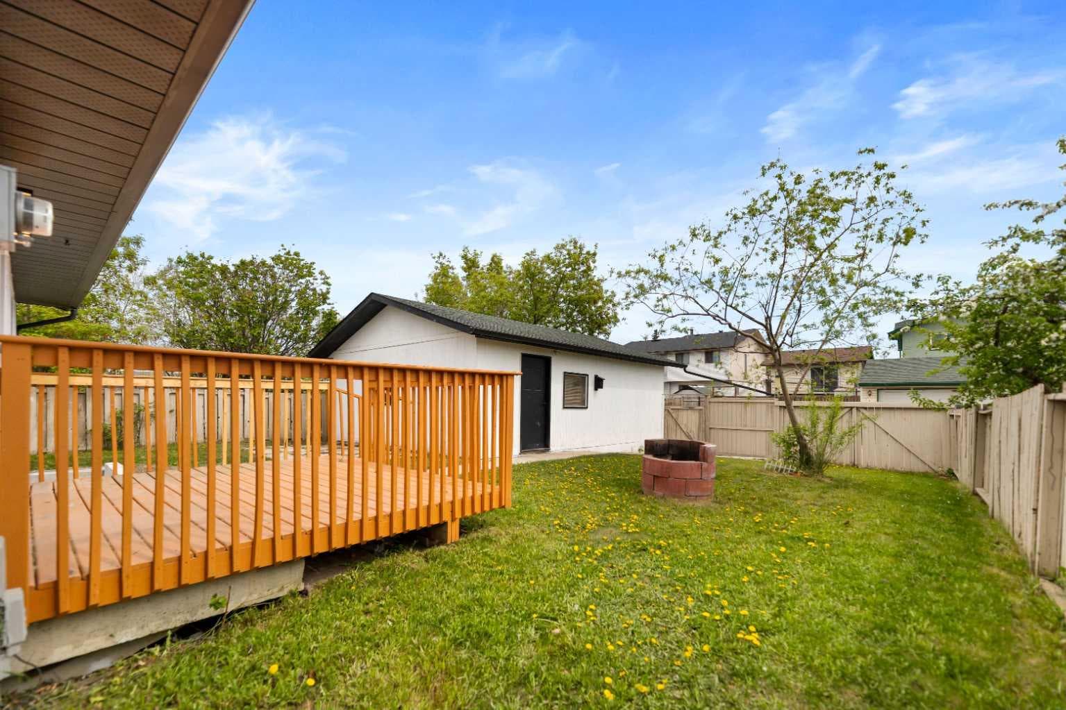 276 Fallswater Road NE