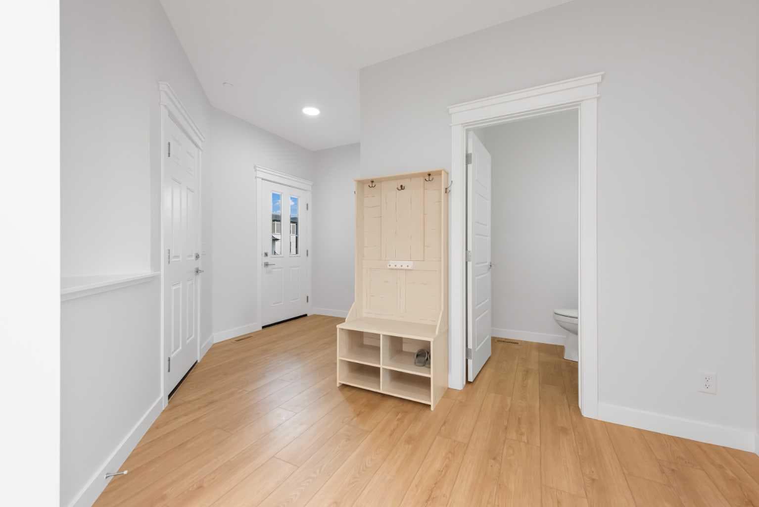 418 Hotchkiss Manor SE