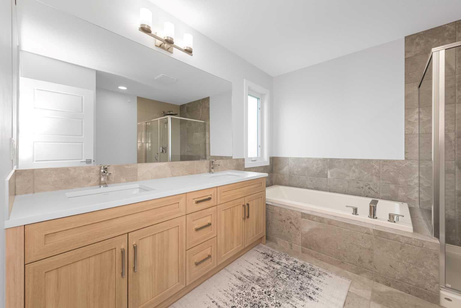 418 Hotchkiss Manor SE