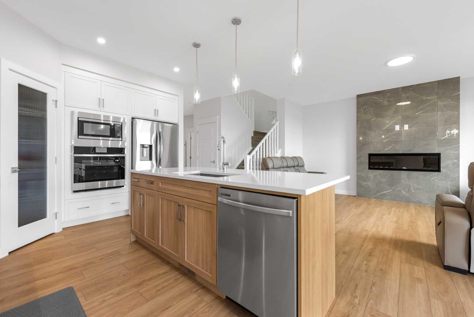 418 Hotchkiss Manor SE