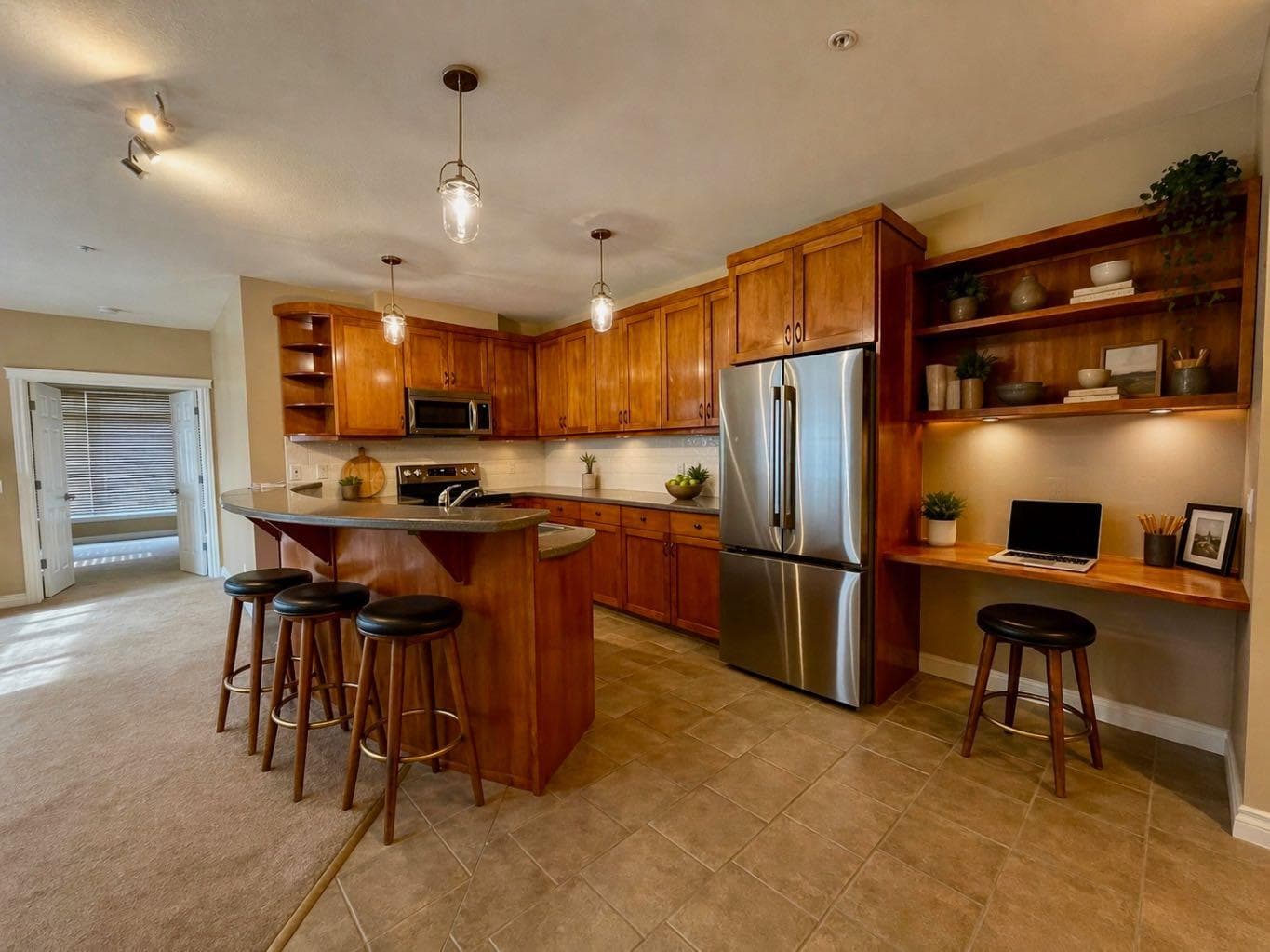 4107, 24 Hemlock Crescent SW