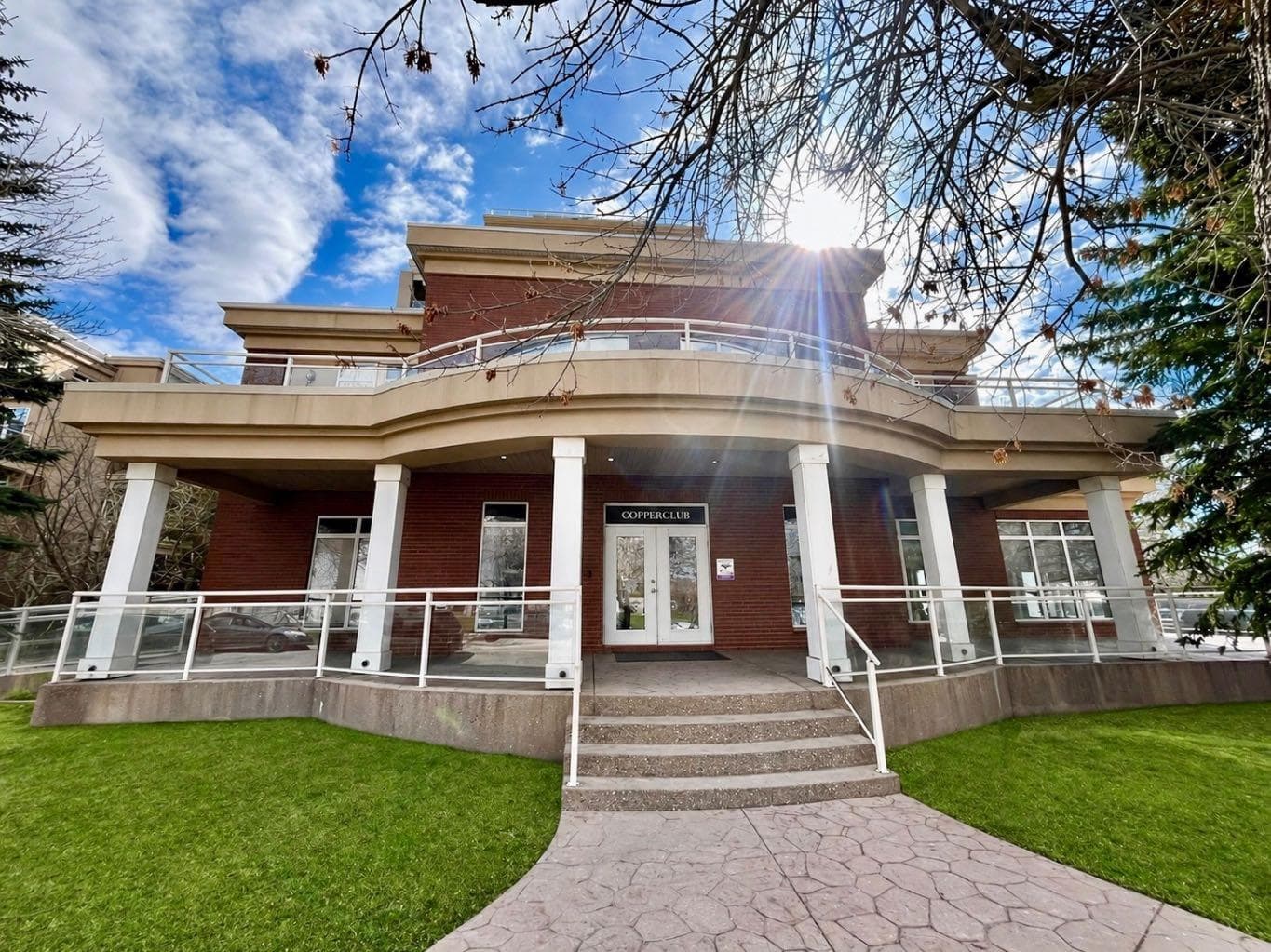 4107, 24 Hemlock Crescent SW