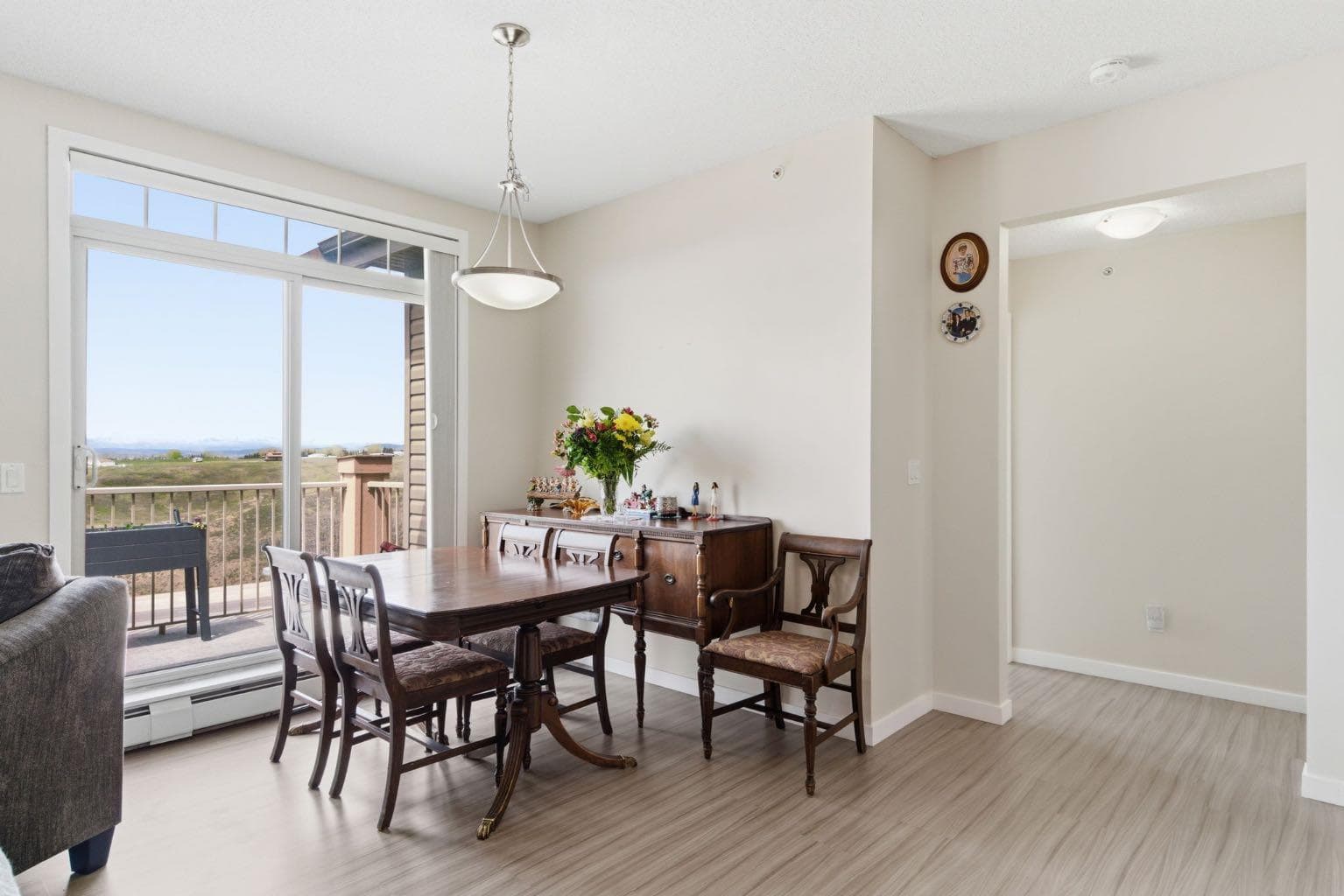 408, 207 Sunset Drive 