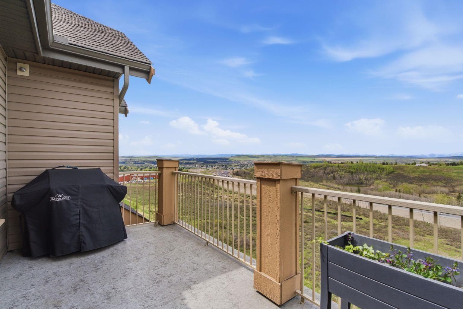 408, 207 Sunset Drive 