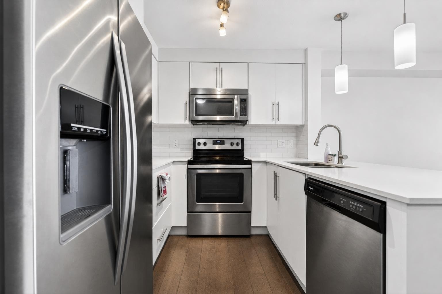 2303, 302 Skyview Ranch Drive NE