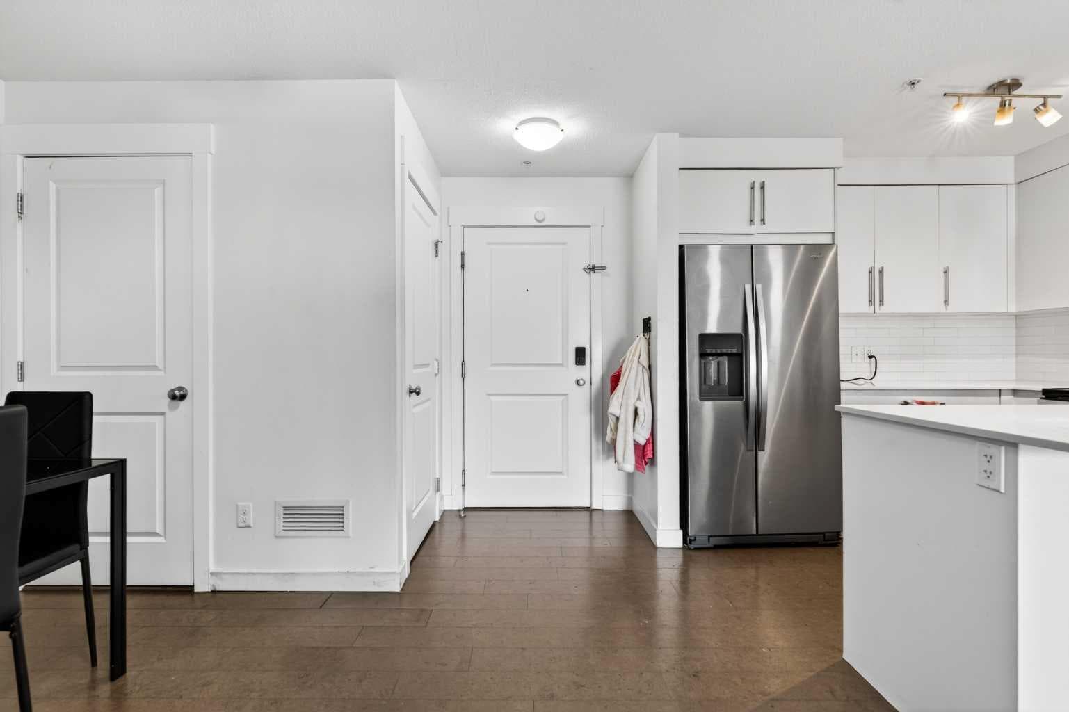 2303, 302 Skyview Ranch Drive NE