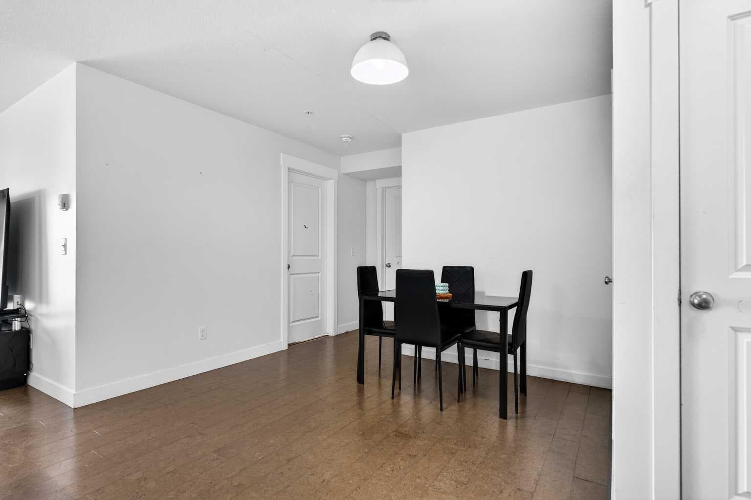 2303, 302 Skyview Ranch Drive NE