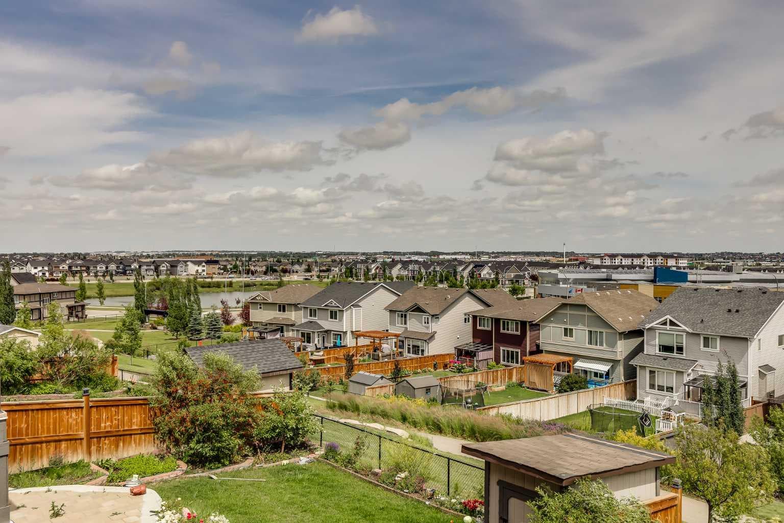 247 Hillcrest Heights SW