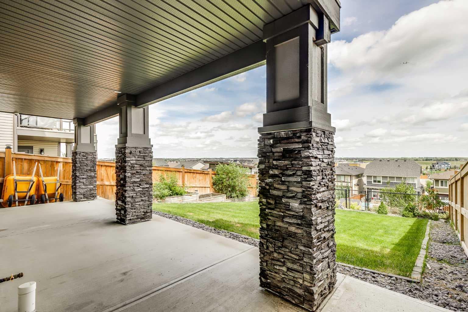 247 Hillcrest Heights SW