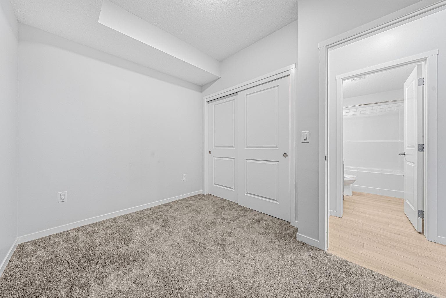 6207, 20295 Seton Way SE