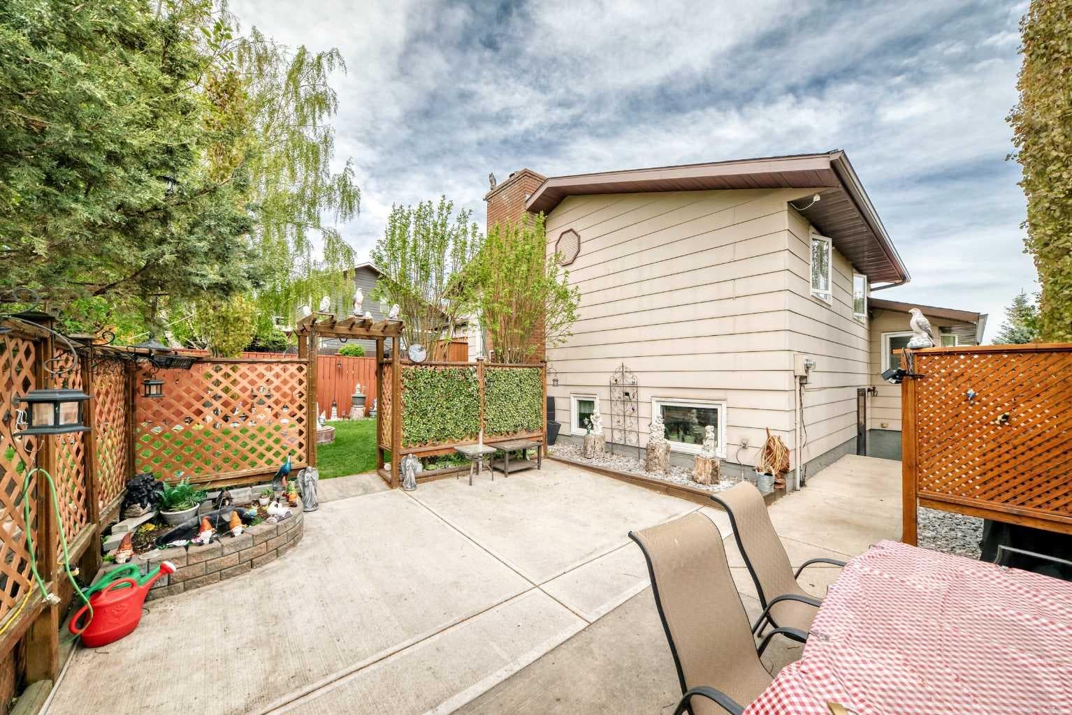 43 Beaconsfield Way NW