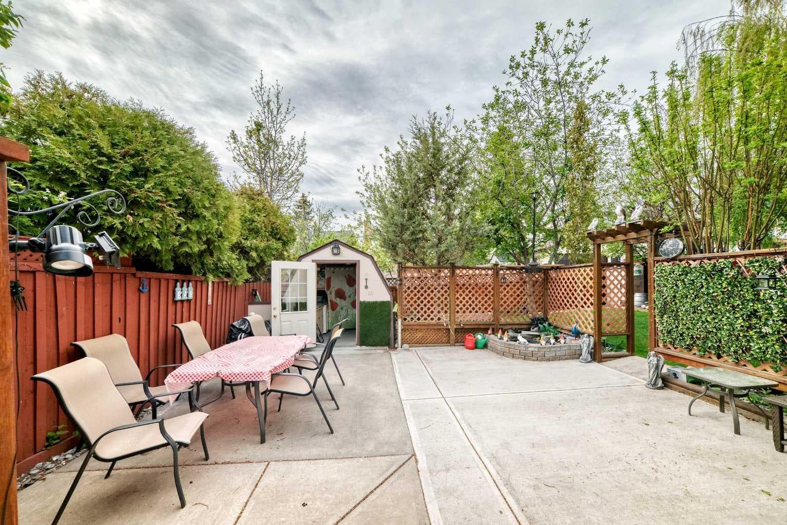 43 Beaconsfield Way NW