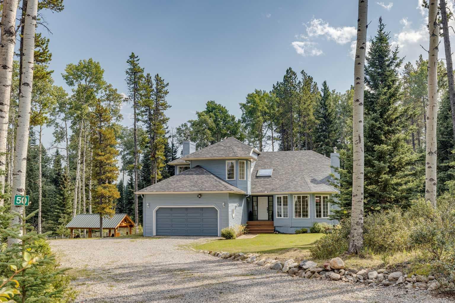 50 Elk Valley Crescent 