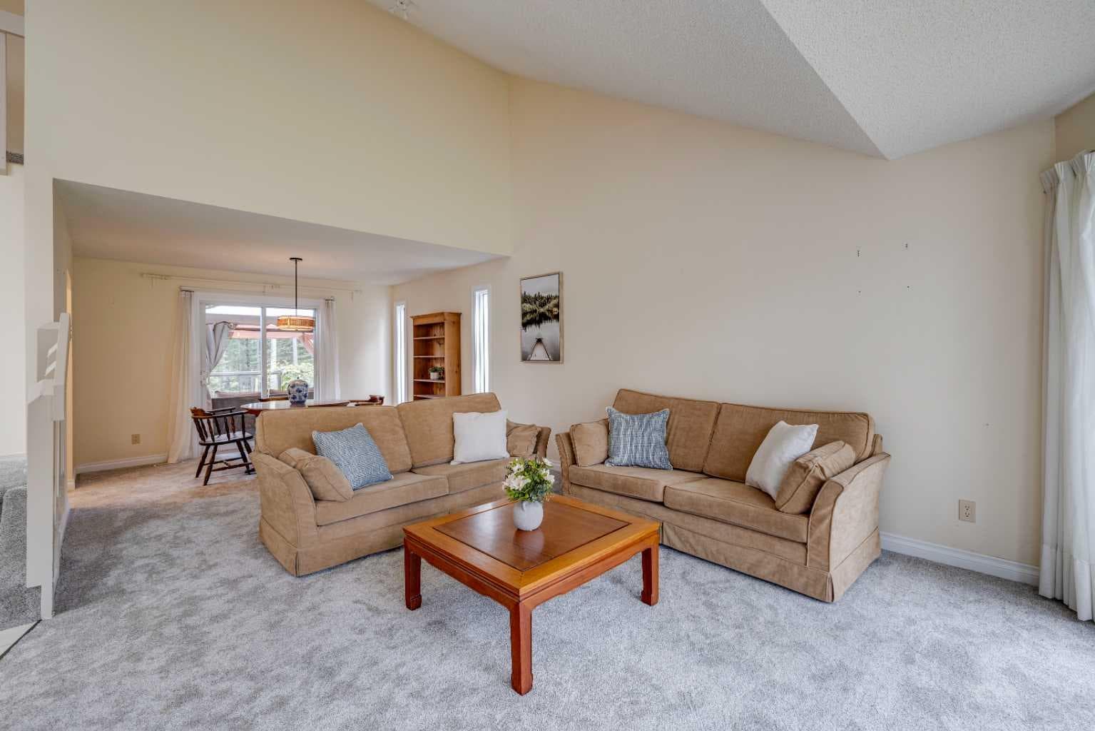 50 Elk Valley Crescent 