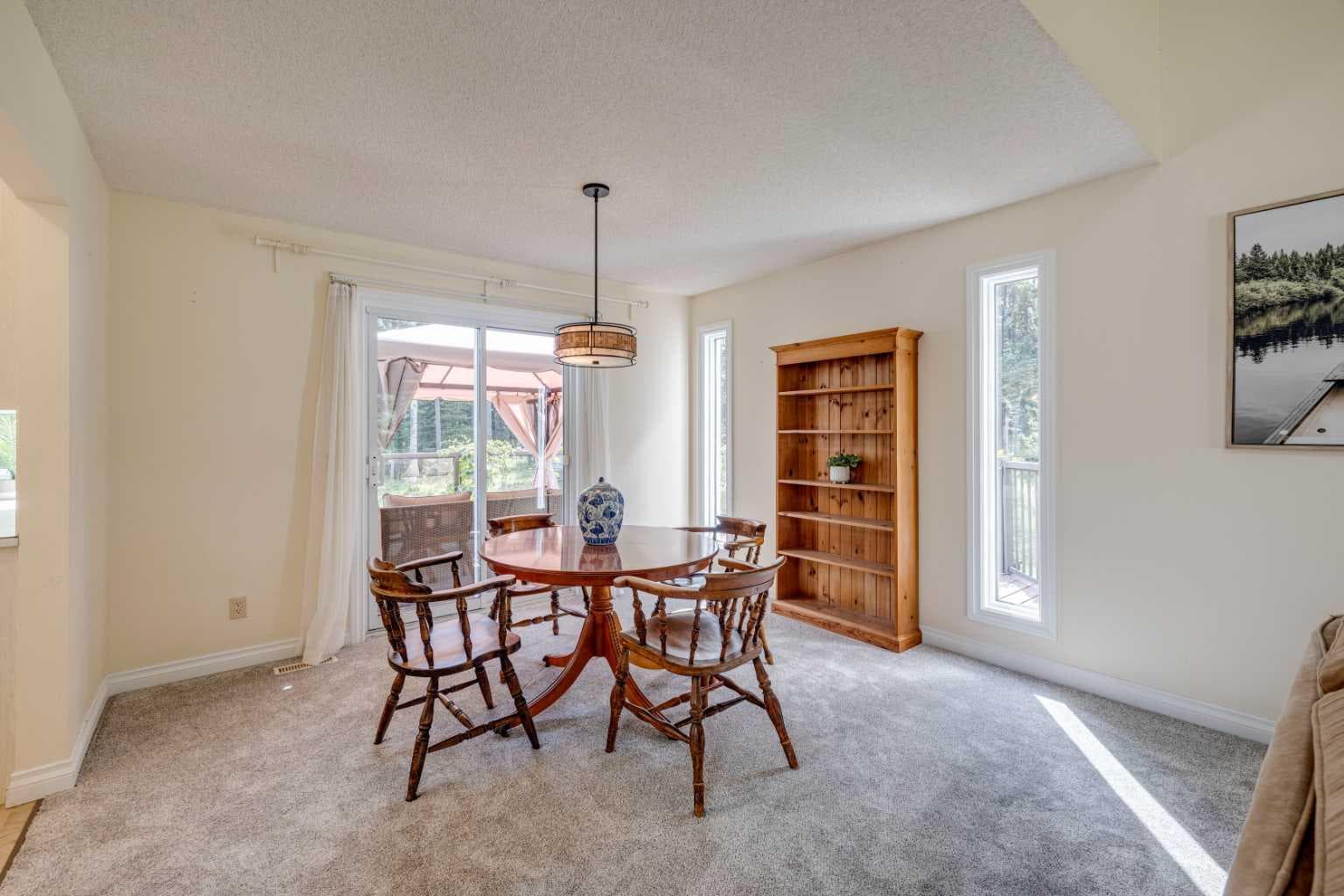 50 Elk Valley Crescent 