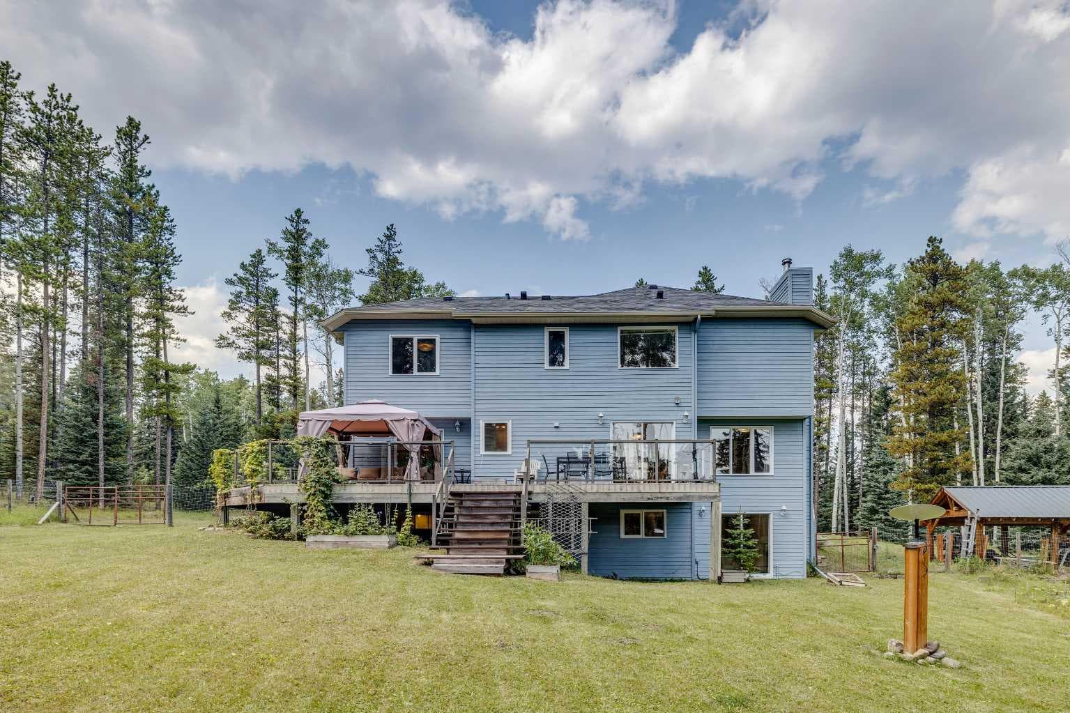 50 Elk Valley Crescent 