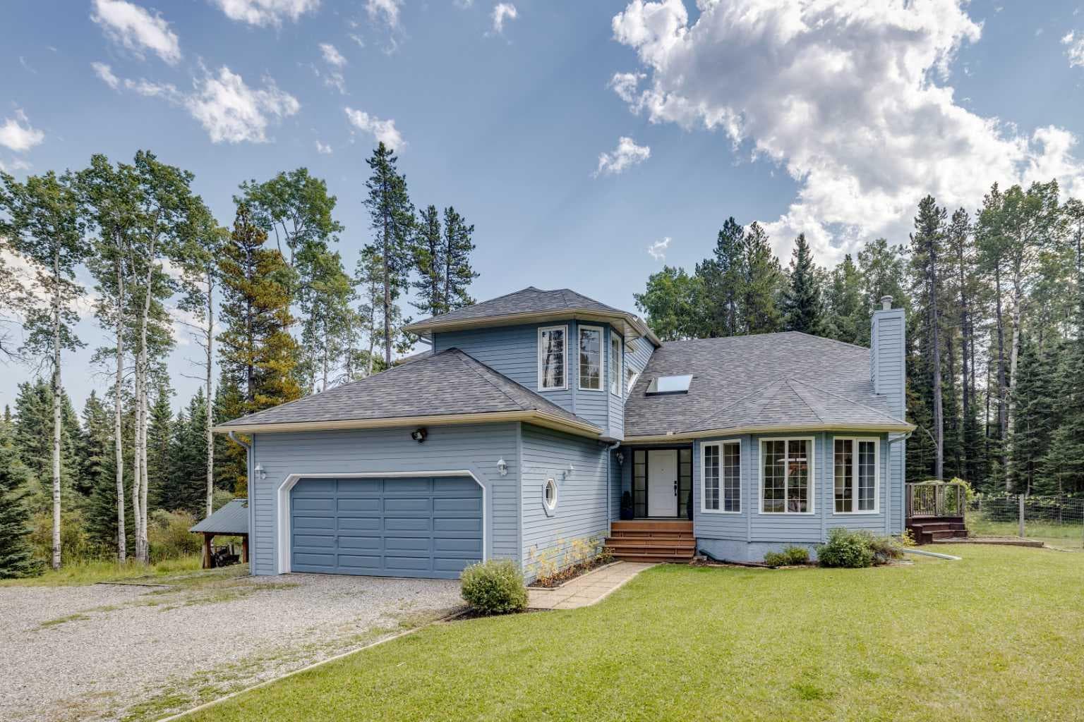 50 Elk Valley Crescent 