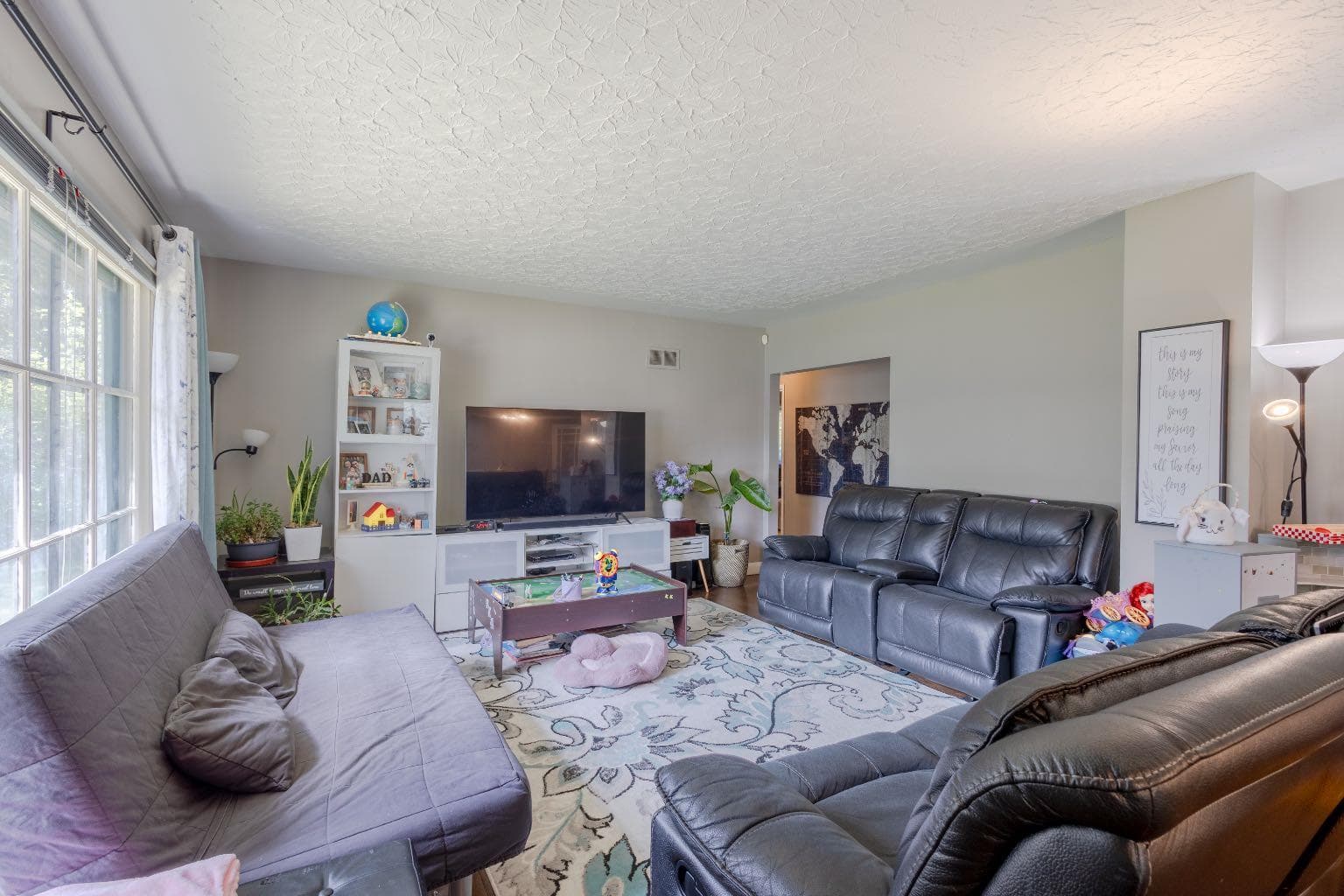 2110 26 Avenue SW