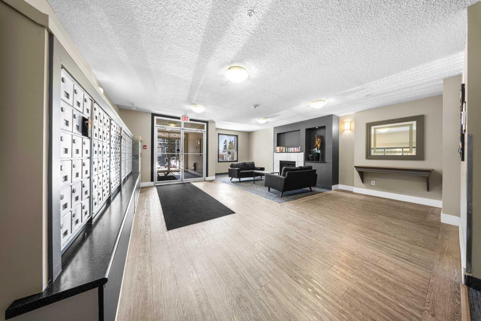3206, 73 Erin Woods Court SE