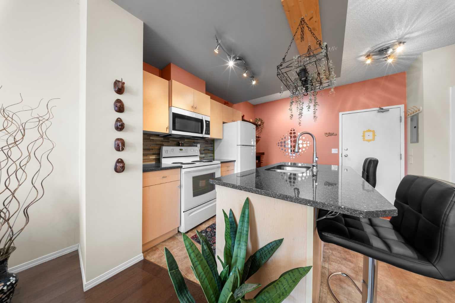 3206, 73 Erin Woods Court SE