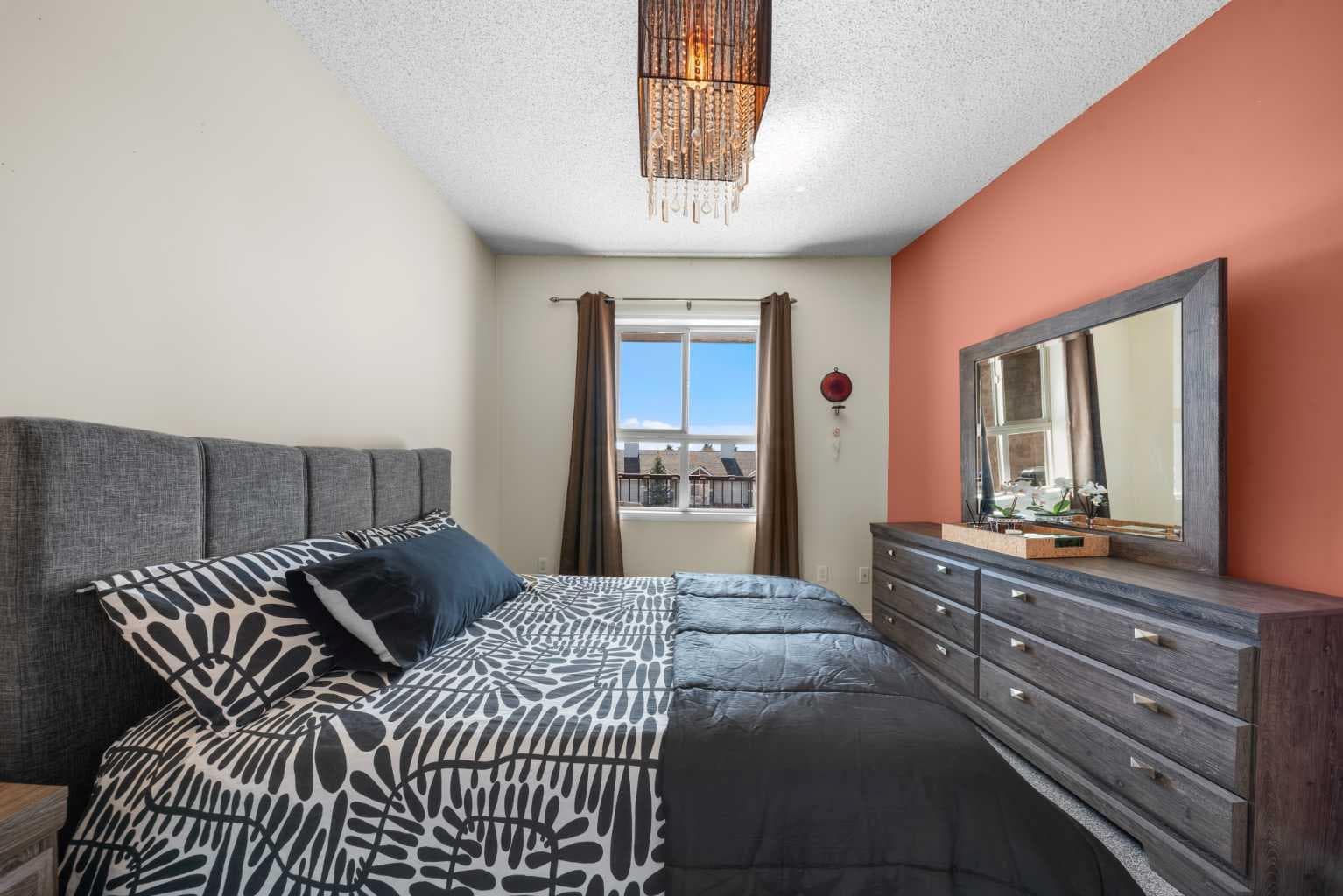3206, 73 Erin Woods Court SE