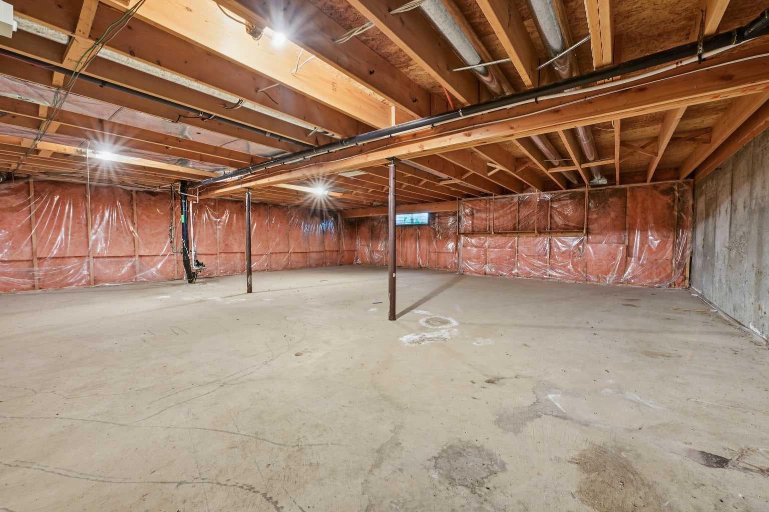 60 Rundlelawn Green NE