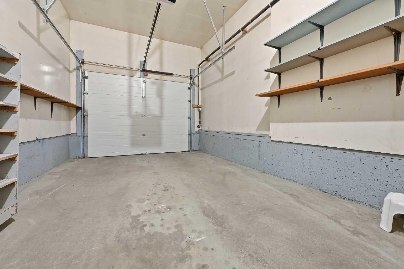 60 Rundlelawn Green NE