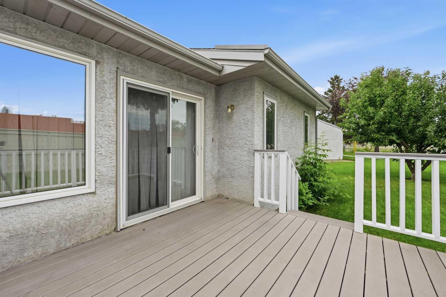 60 Rundlelawn Green NE
