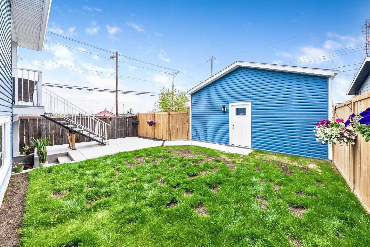 23 31 Avenue SW