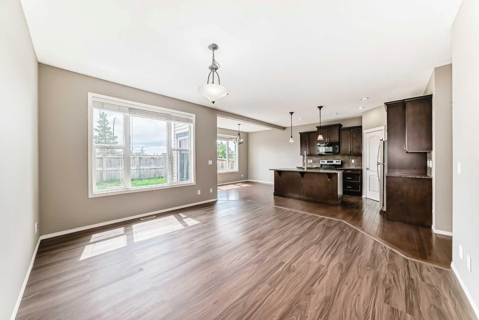 196 Cranberry Circle SE