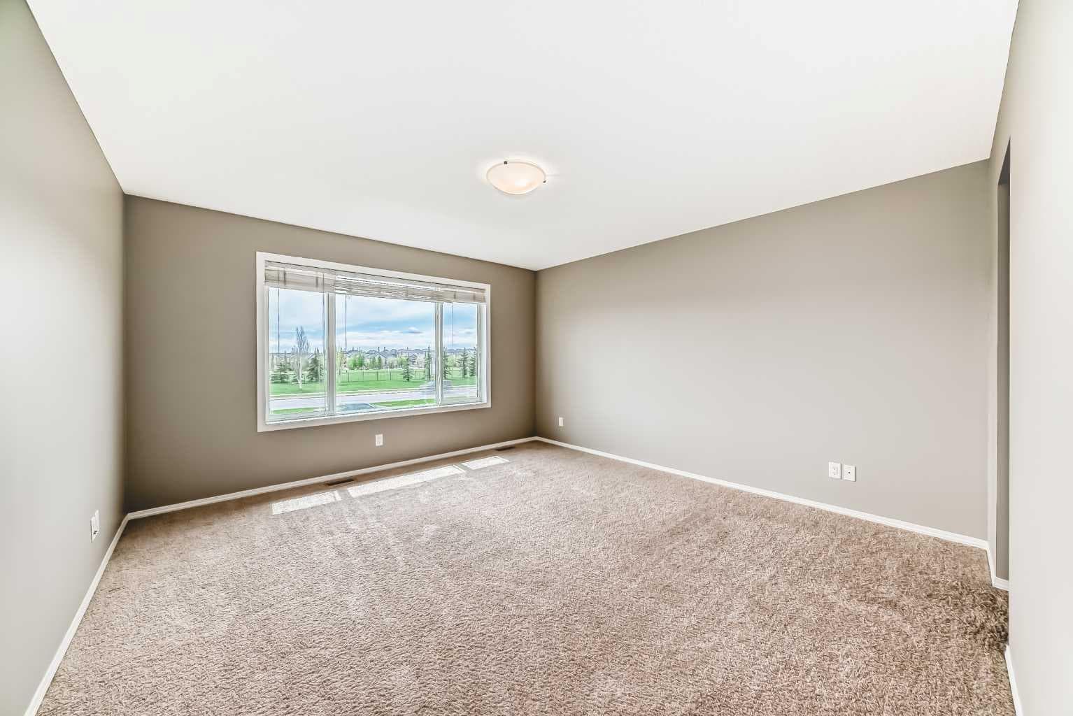 196 Cranberry Circle SE