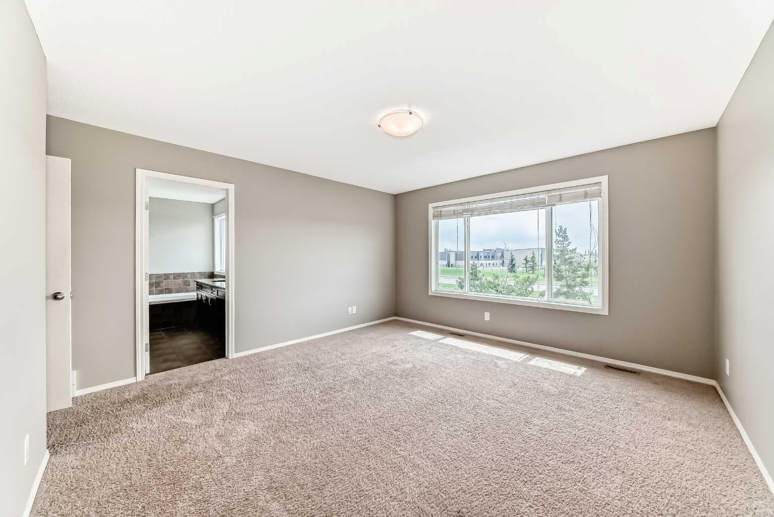 196 Cranberry Circle SE