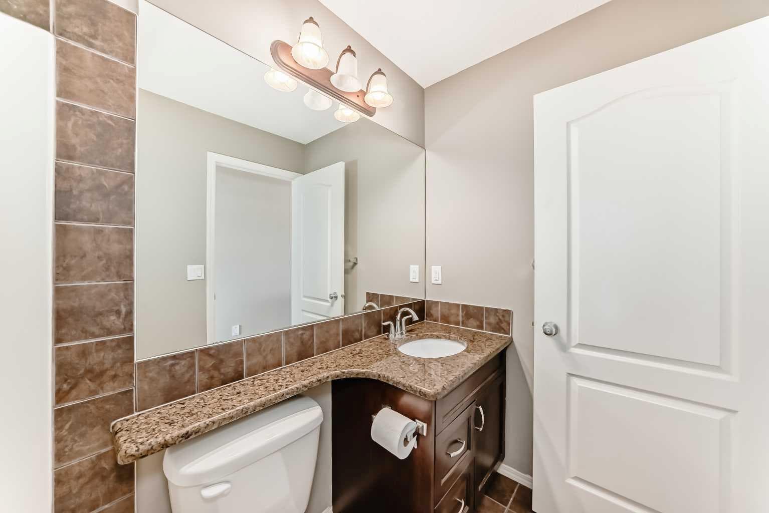 196 Cranberry Circle SE