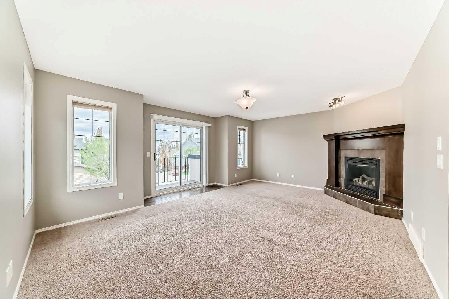 196 Cranberry Circle SE