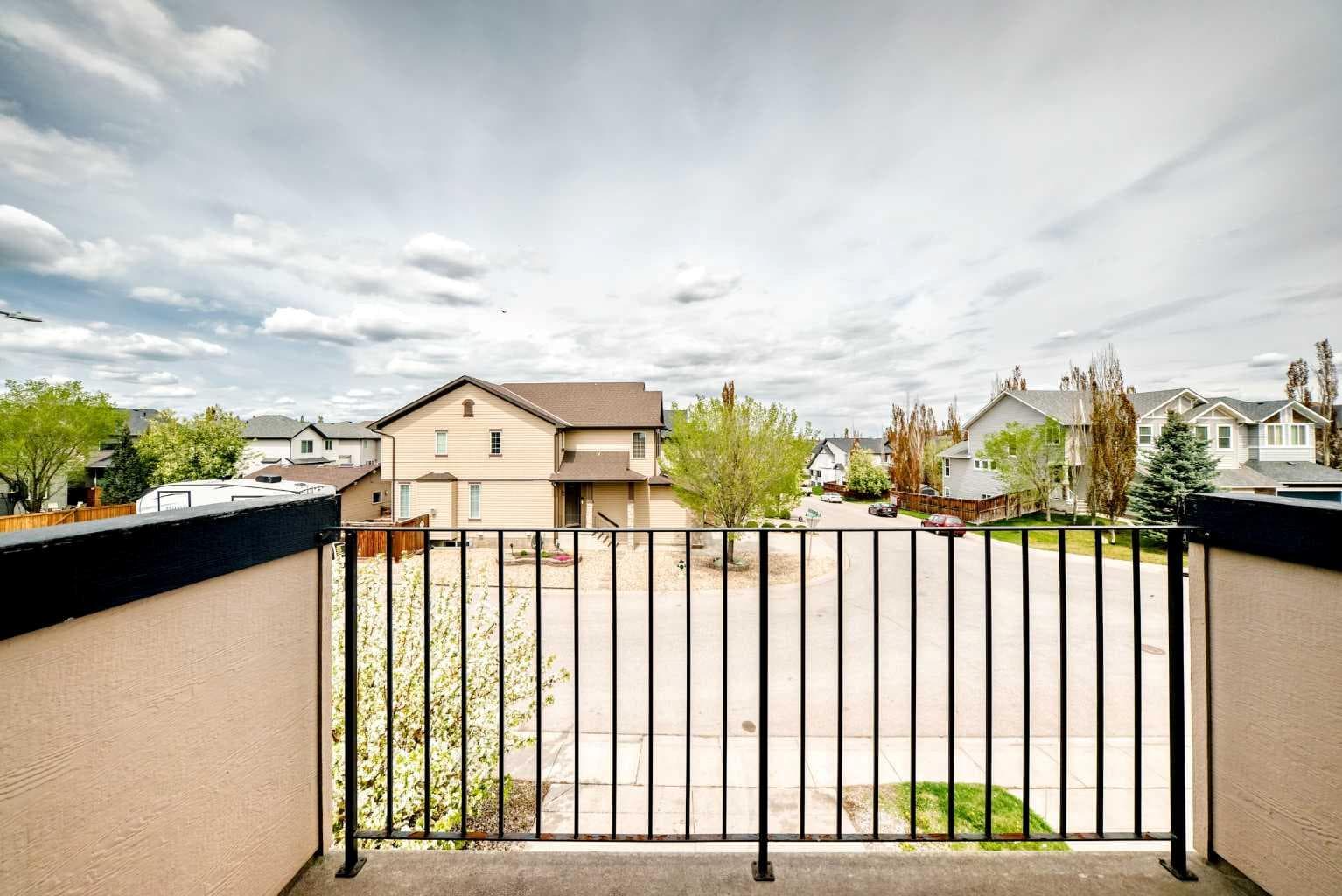 196 Cranberry Circle SE