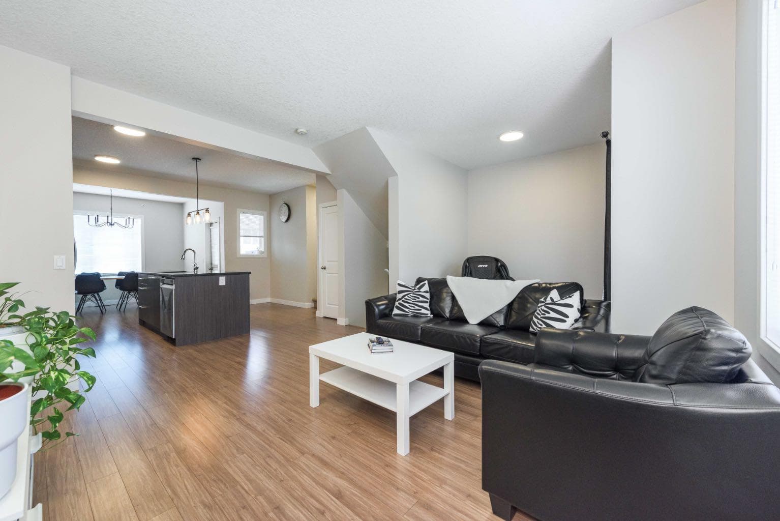 82, 300 Marina Drive 