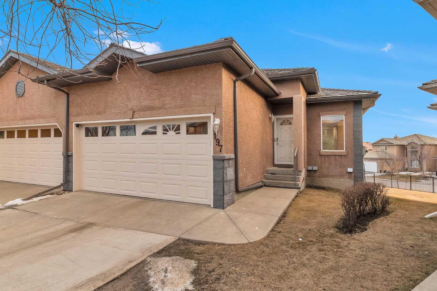 197 Royal Crest View NW