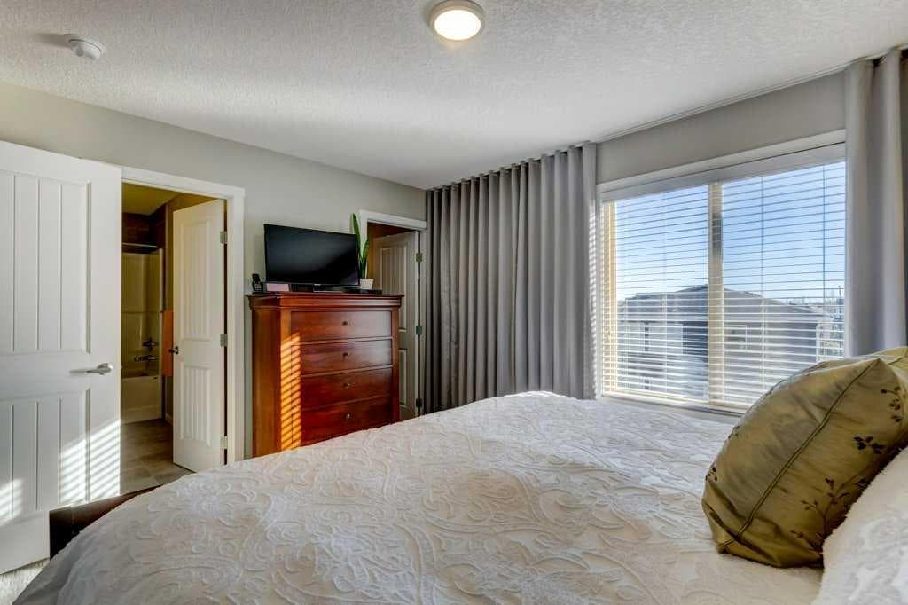 444 Legacy Point SE