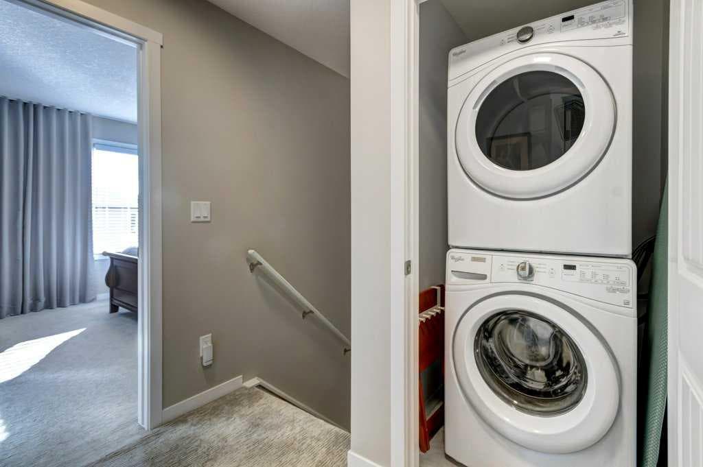 444 Legacy Point SE