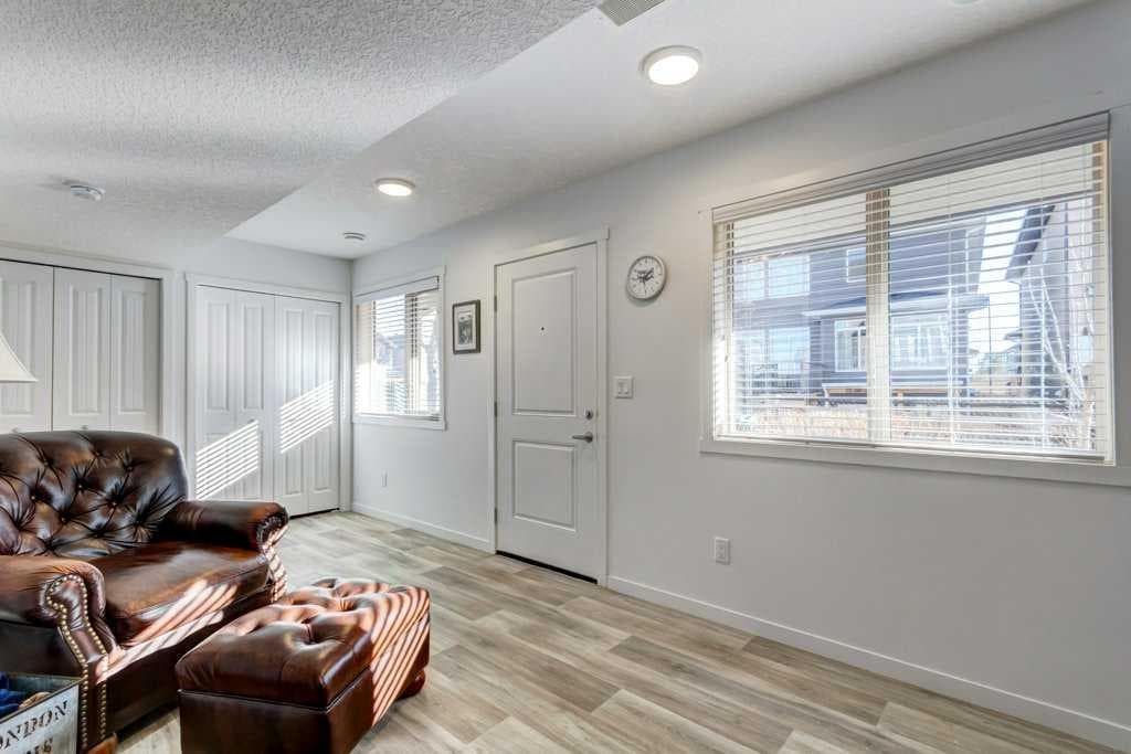 444 Legacy Point SE