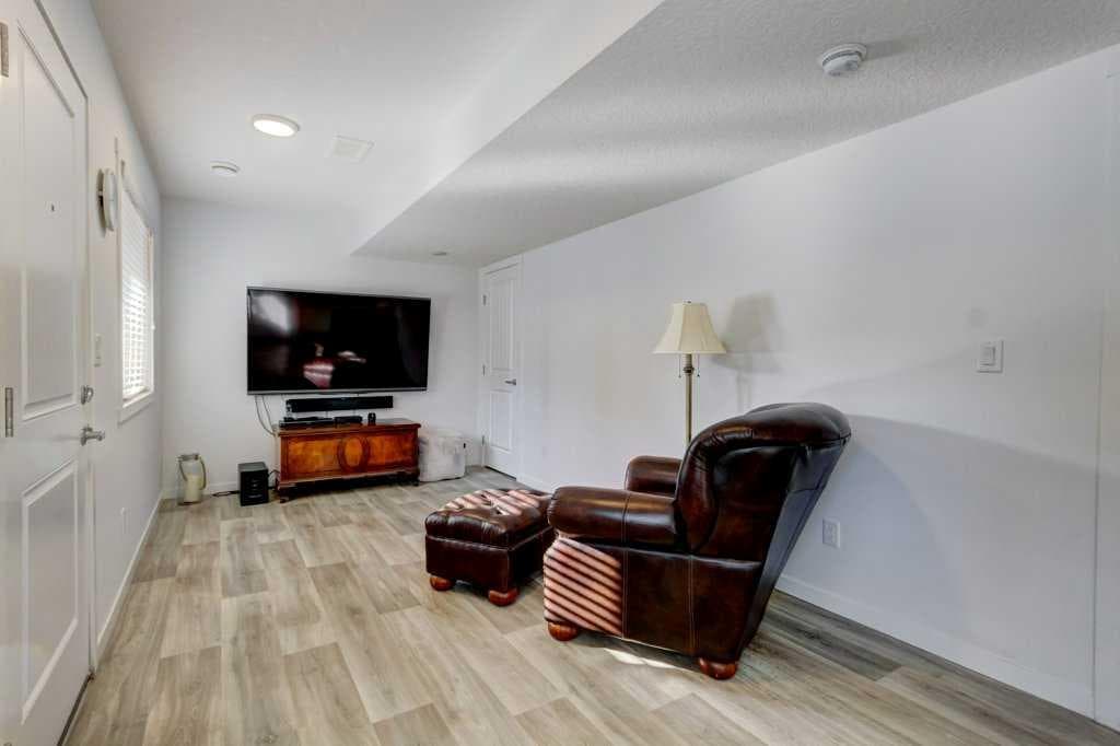 444 Legacy Point SE