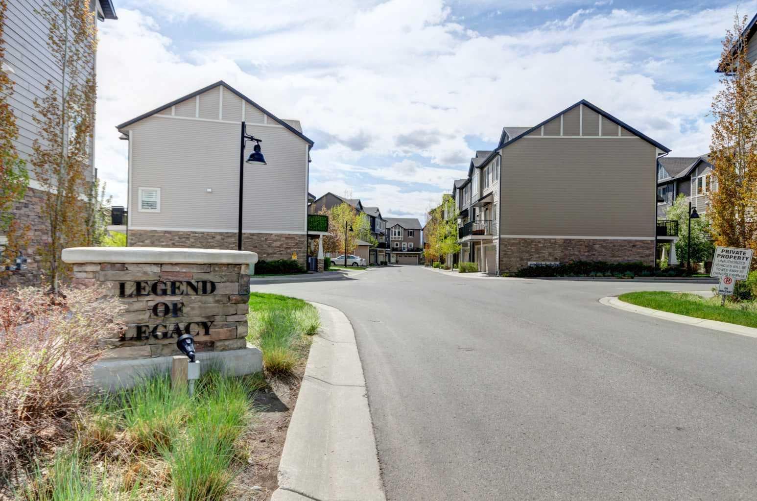 444 Legacy Point SE