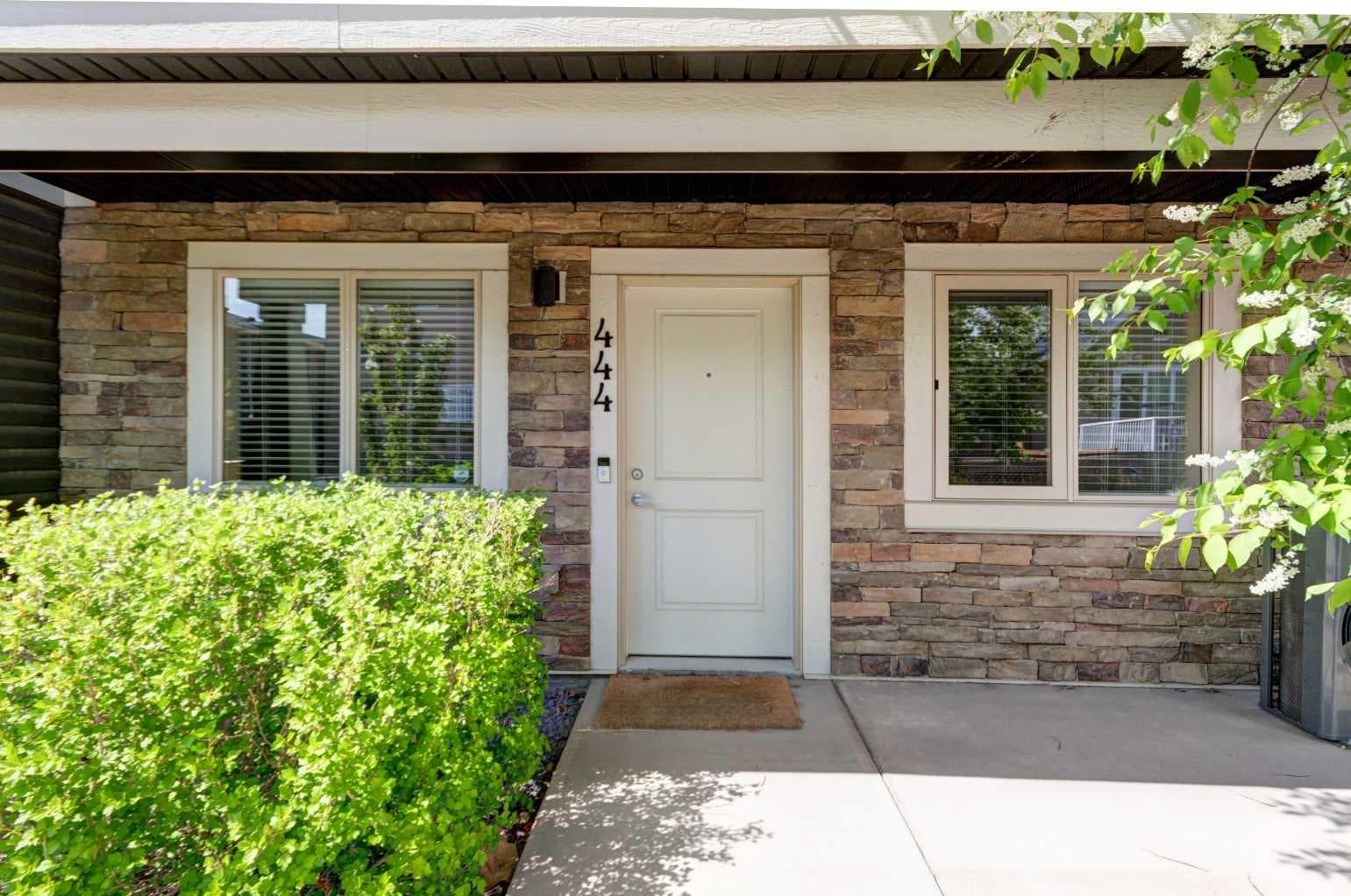 444 Legacy Point SE