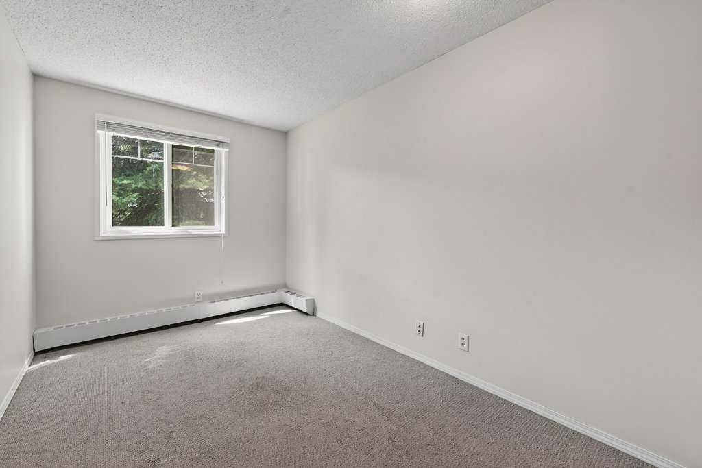 202A, 5601 Dalton Drive NW