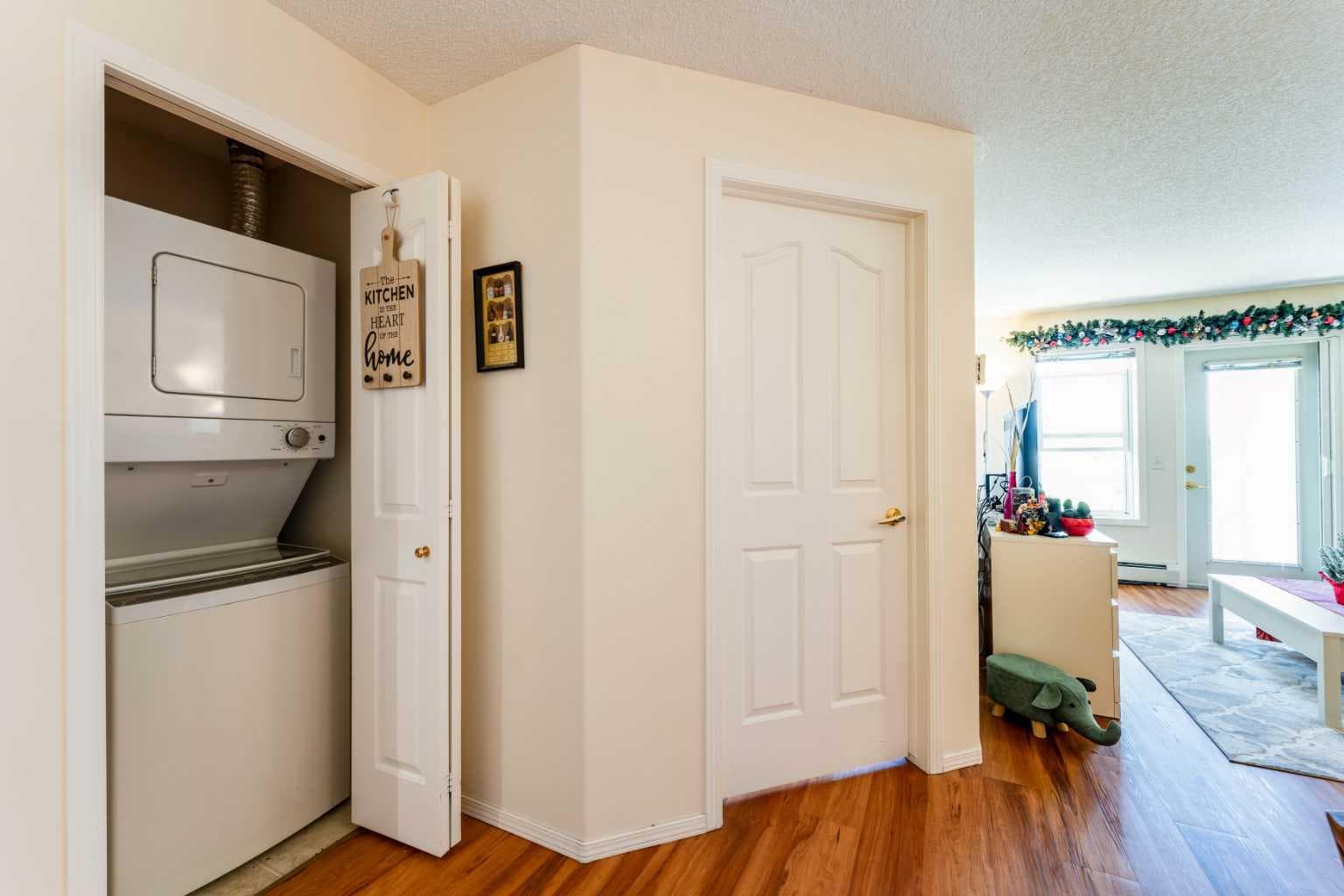 415, 5000 Somervale Court SW