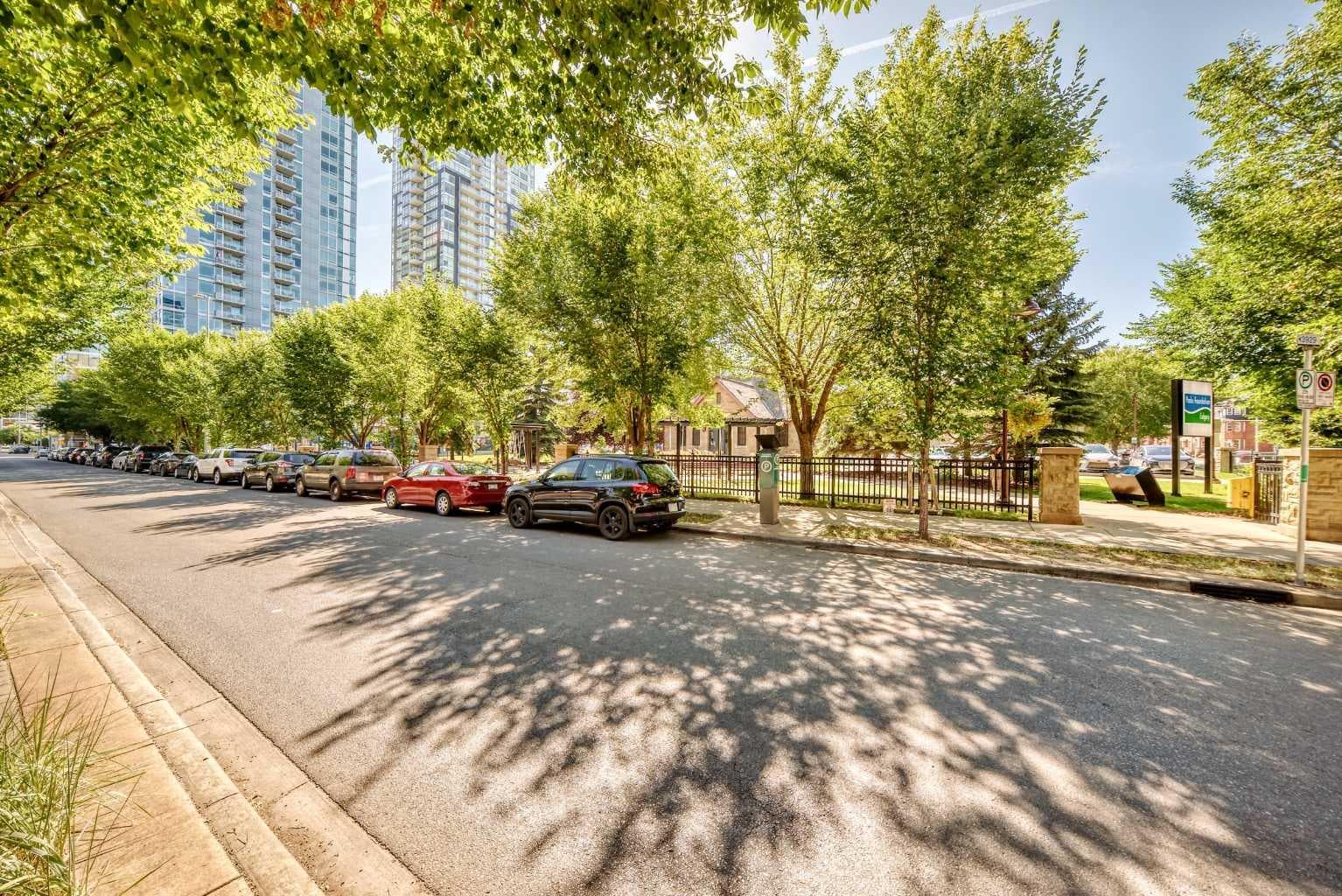 1003, 303 13 Avenue SW