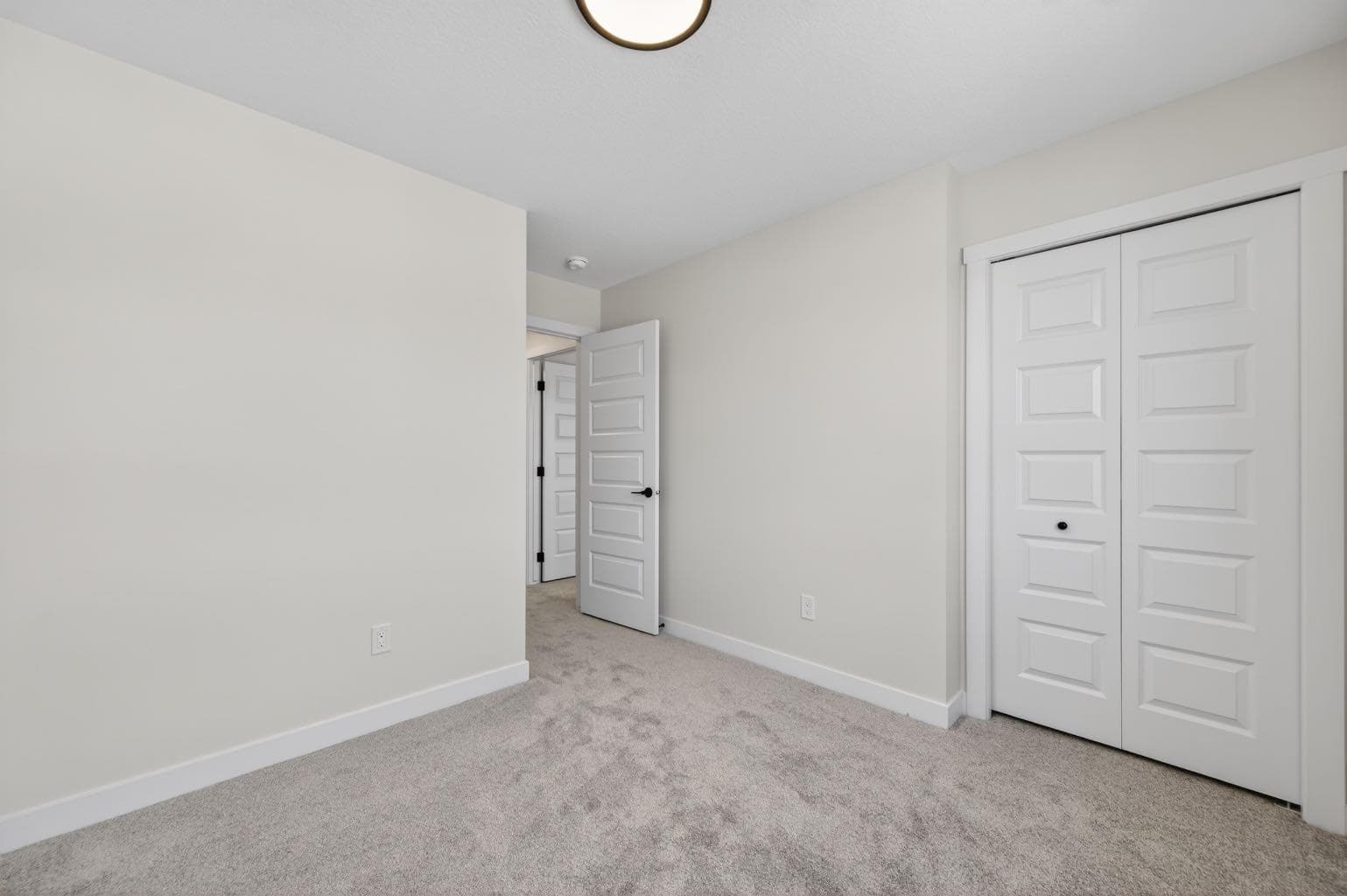 1059 Bayview Crescent 