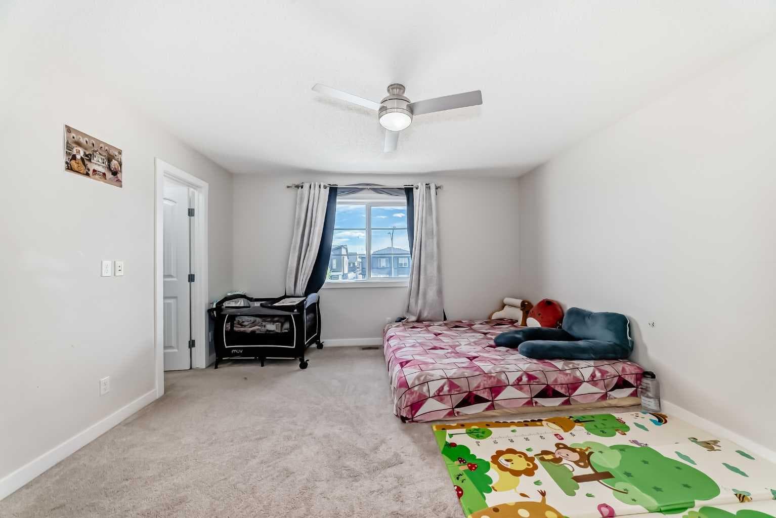 72 Cornerstone Avenue NE
