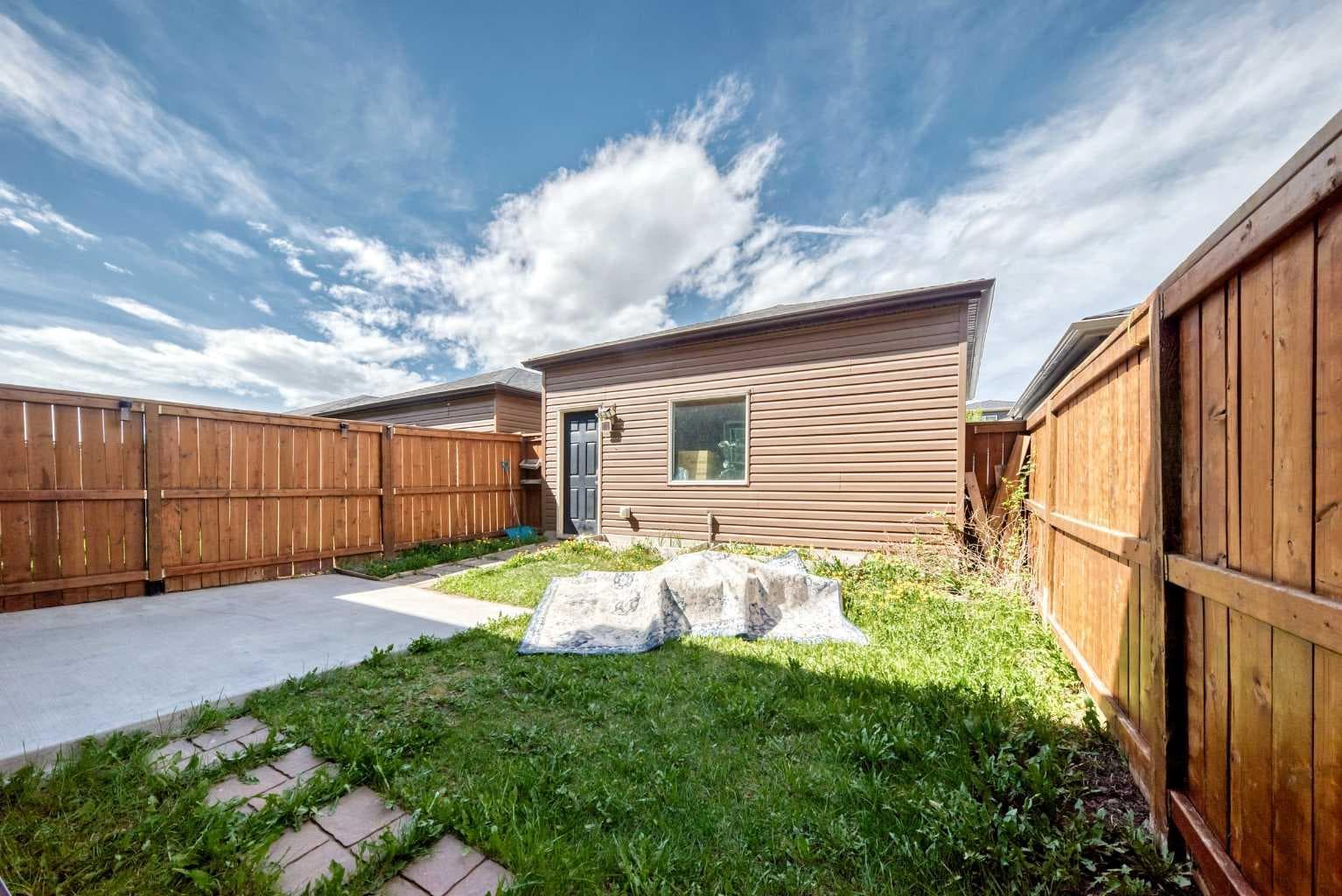 72 Cornerstone Avenue NE
