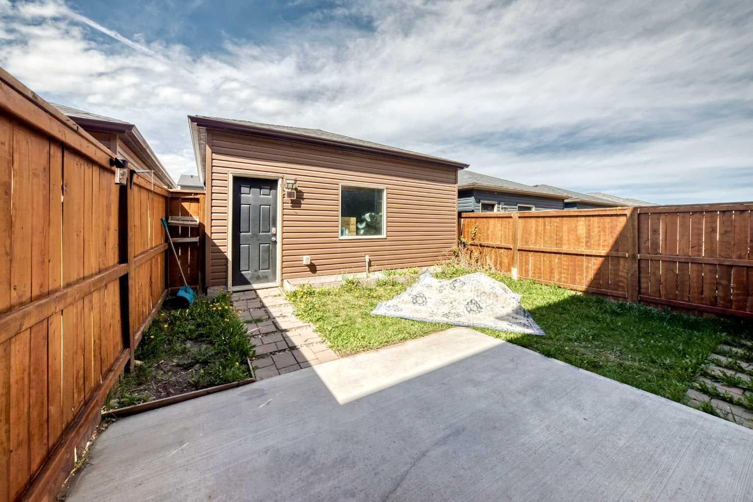 72 Cornerstone Avenue NE
